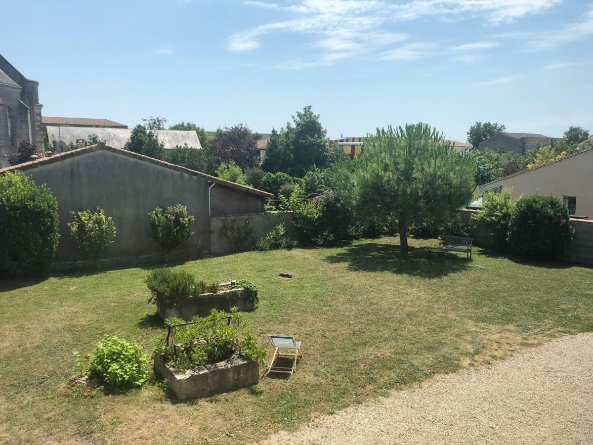 Les Jardins De La Providence Cognac Exterior foto